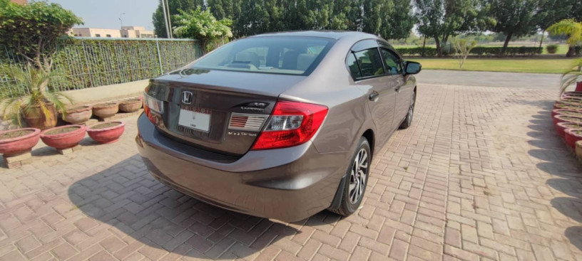 honda-civic-vti-oriel-prosmatec-2013-ug-big-0