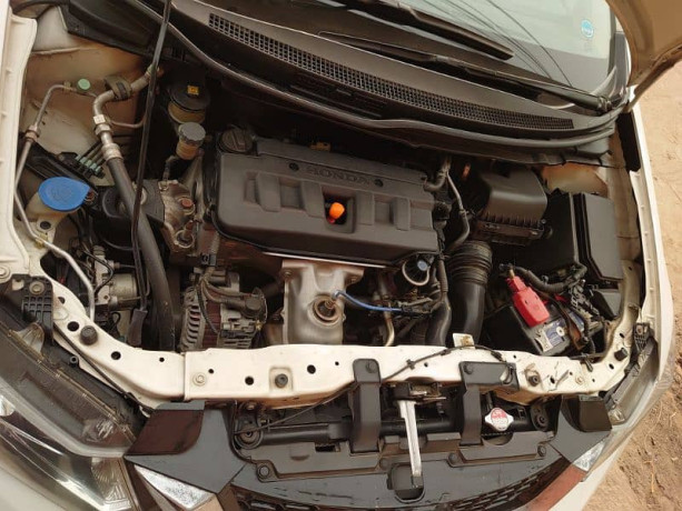 honda-civic-vti-oriel-2016-big-7