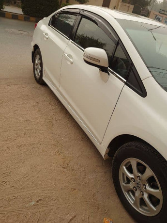 honda-civic-vti-oriel-2016-big-14