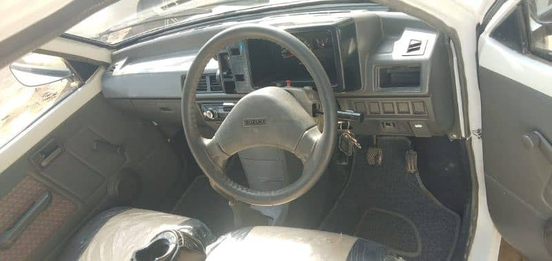 suzuki-mehran-vxr-2015-big-9