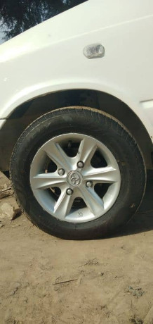 suzuki-mehran-vxr-2015-big-17
