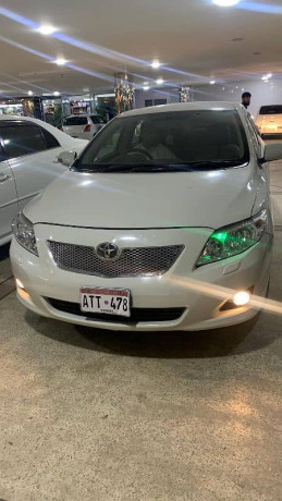 toyota-corolla-gli-2010-zero-condition-original-deisal-big-1