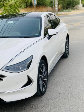 hyundai-sonata-25-2022-model-big-4