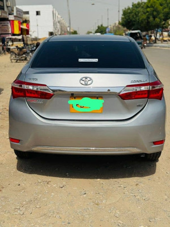 toyota-corolla-gli-automatic-13-vvti-2016-big-5