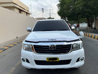 toyota-hilux-vigo-2015-gx-b2b-genuine-first-owner