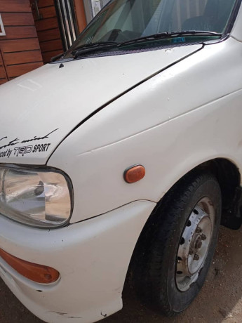 daihatsu-cuore-model-20042005-big-2