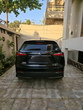 lexus-nx300-2016-big-2