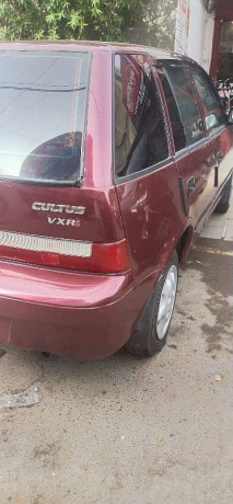 suzuki-cultus-2001-big-17