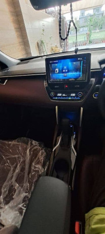 toyota-corolla-cross-hev-x-2024-big-9