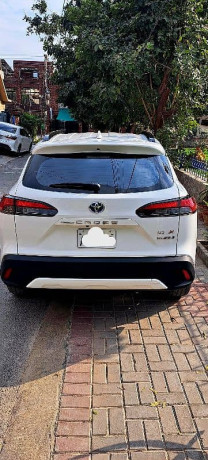 toyota-corolla-cross-hev-x-2024-big-10