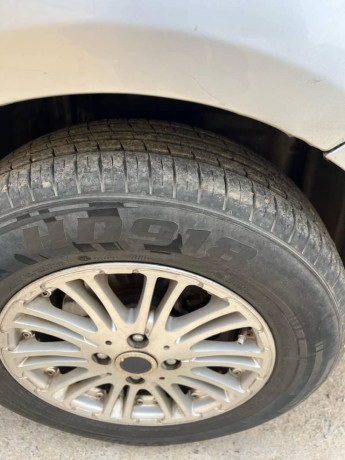 vitz-2006-big-8