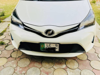 toyota-vitz-spider-shape