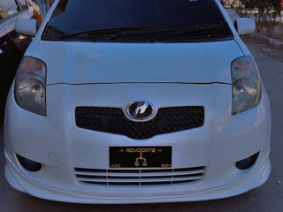 toyota-vitz-2006