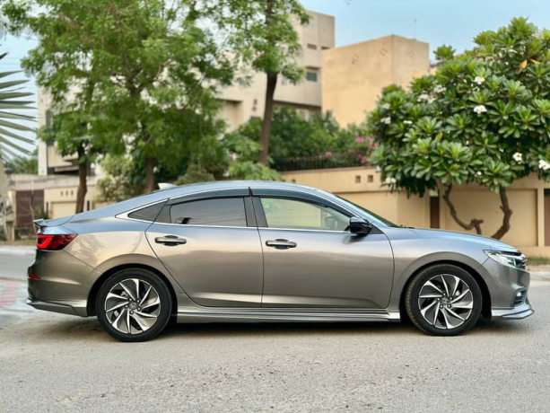 honda-insight-2022-big-6