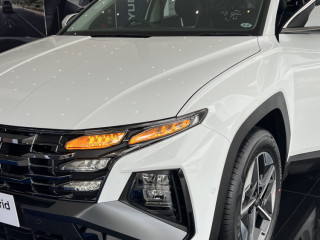 hyundai-tucson-hybrid-smart