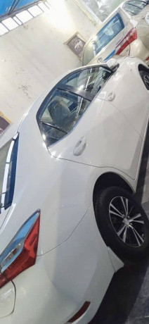 toyota-corolla-gli-2019-zero-condition-big-2