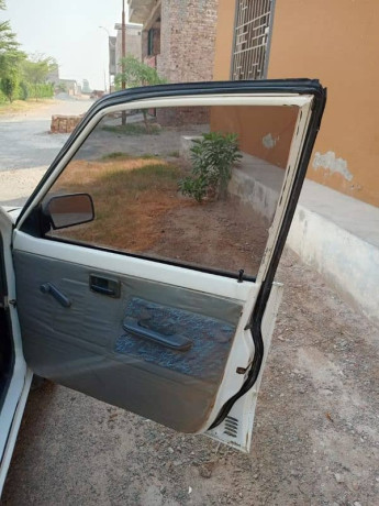 suzuki-mehran-vxr-2010-big-3