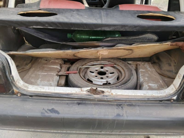 suzuki-mehran-vxr-2003-big-16
