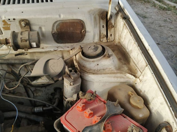 suzuki-mehran-vxr-2003-big-11