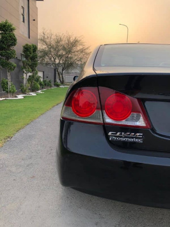 honda-civic-vti-oriel-prosmatec-2008-big-3