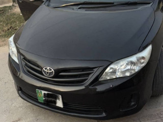 toyota-corolla-gli-2012