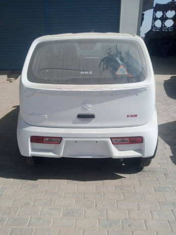 suzuki-alto-vxr-zero-metar-big-1