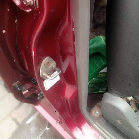 suzuki-cultus-vxr-2011-big-13