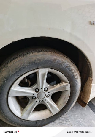 toyota-corolla-xli-2012-big-8