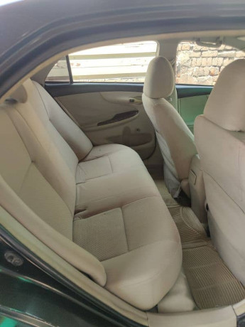 toyota-corolla-xli-2013-chat-piller-geniune-rest-spry-for-fresh-look-big-15