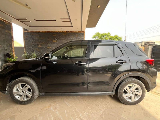 daihatsu-rocky-2021-big-2
