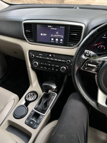 kia-sportage-2022-big-6