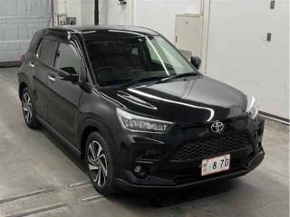 raize-2021-model-4-grade-30k-km-2025-import-june-z-package-g-pkg