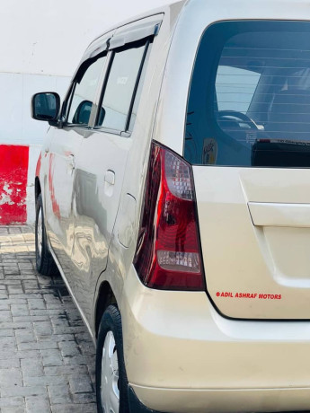 suzuki-wagon-r-vxl-2017-big-2