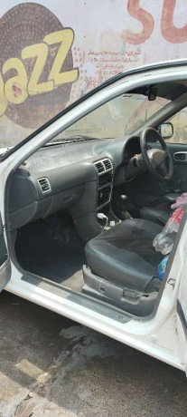 suzuki-cultus-vxr-2010-big-14