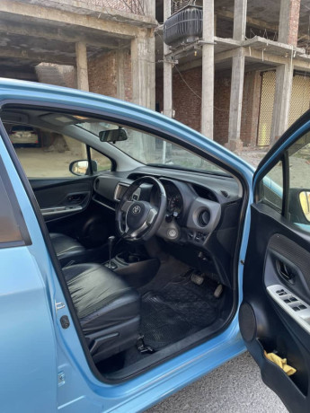 toyota-vitz-big-9