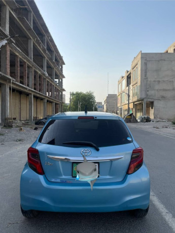 toyota-vitz-big-7