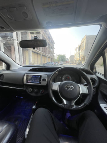 toyota-vitz-big-11