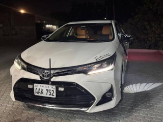 toyota-altis-grande-cvt-i-18-2018