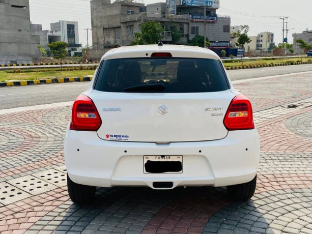 suzuki-swift-2022-big-2