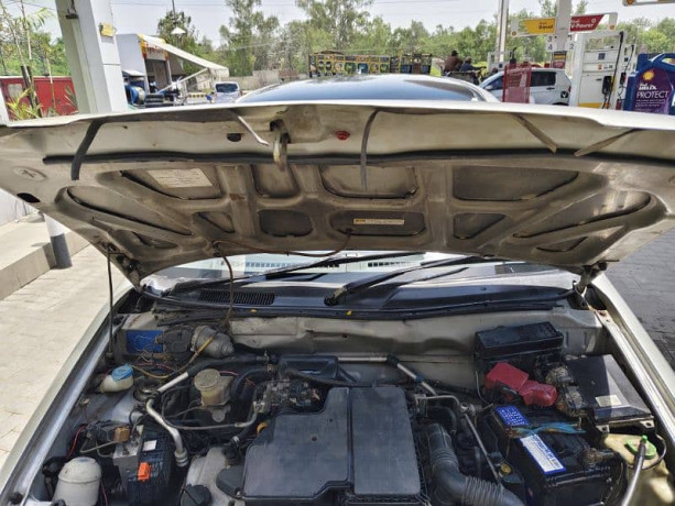 mazda-carol-2000-big-5
