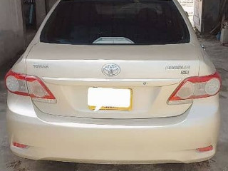 toyota-corolla-gli-2011