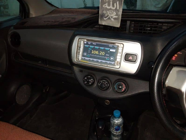toyota-vitz-2014-big-5
