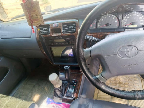 toyota-surf-2000-big-7
