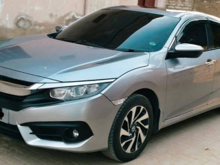honda-civic-ug-2018-red-meter