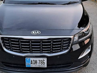 kia-grand-carnival-2020-in-blue-are-islamabad
