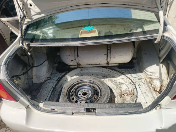 toyota-corolla-20-d-2002-convert-to-xli-big-2