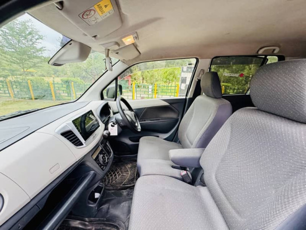 suzuki-wagon-r-fa-2015-big-5