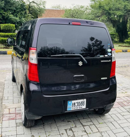 suzuki-wagon-r-fa-2015-big-10