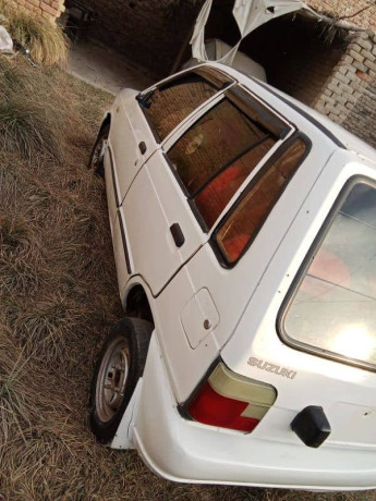suzuki-mehran-vxr-2009-big-6