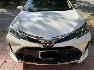 toyota-corolla-altis-2019